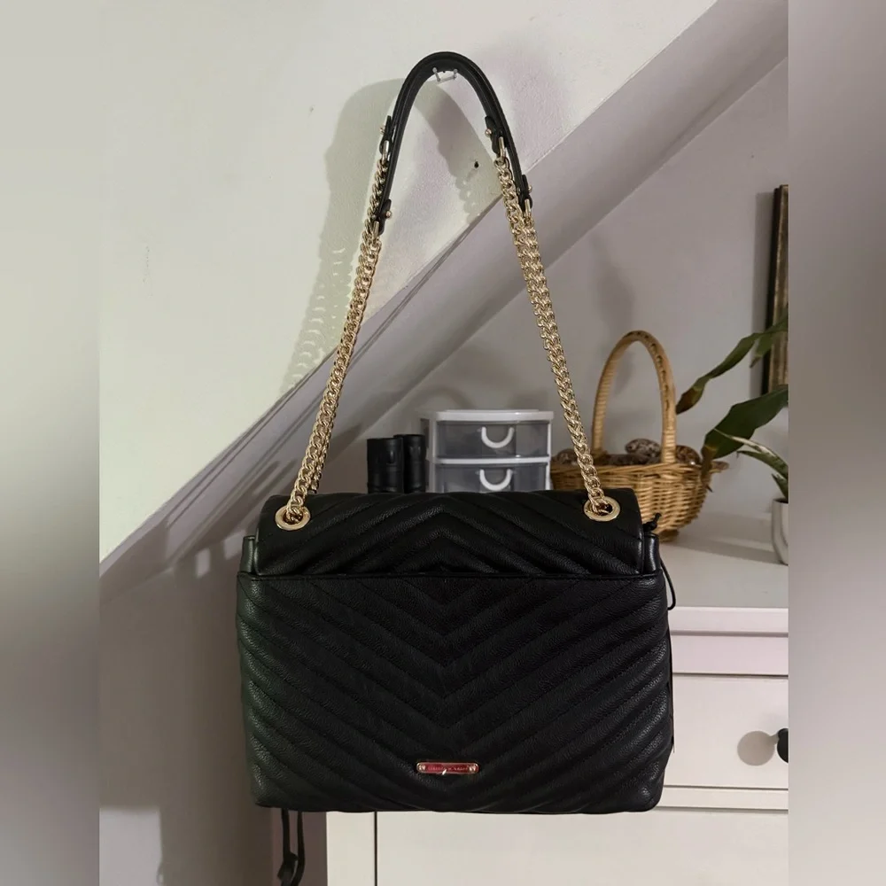 Rebecca Minkoff Black leather Edie chevron Shoulder Bag with Gold Chain NWT